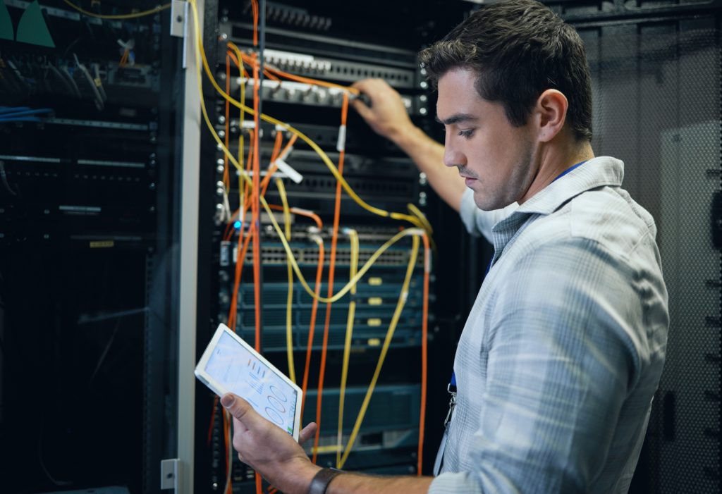 in House it vs. outsourced it support